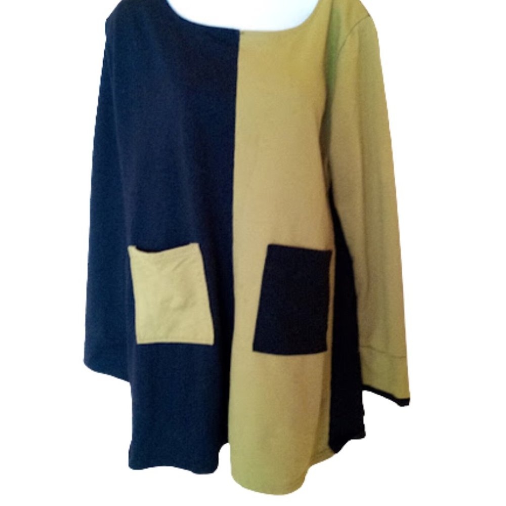 ---  Asymmetrical Green Black Coior Block Tunic Top  Fits Large XL